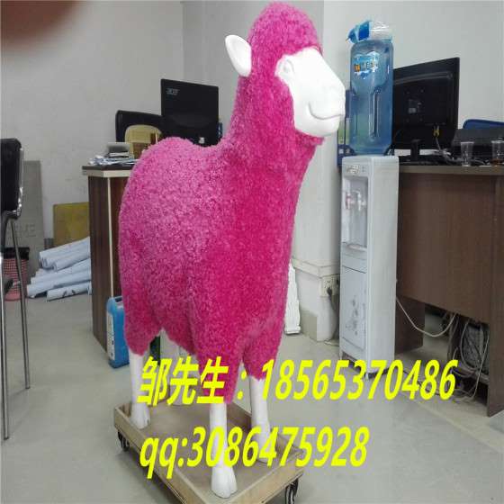 最新玻璃钢工艺仿真彩绘红色羊香港展览摆设雕塑摆设定做厂家