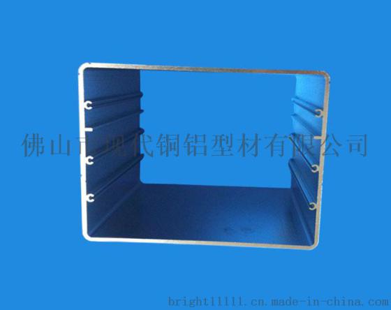 木纹方通铝合金型材 U型壁薄方通定制加工 三角异形装饰吊顶型材