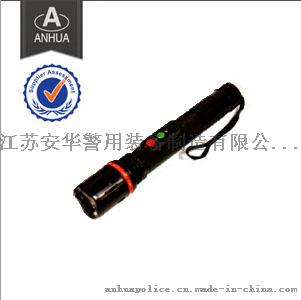 EB-812型电子防暴器，警用强光手电，电击器