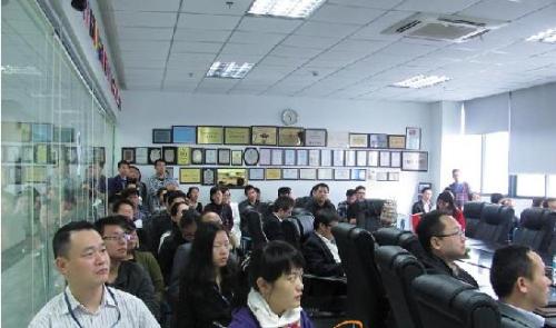 雷曼光电圆满举行 “第二代磁冷路灯”系列产品发布推广会 