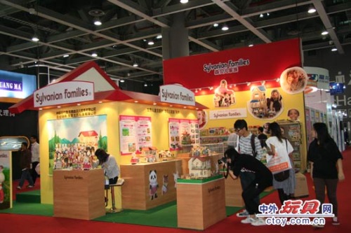 东莞玩具企业踊跃参展“加博会”发掘客户 