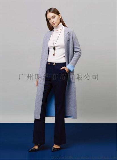 一线专柜高端品牌羽绒服 品牌服饰折扣店 一手货源