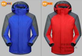 在路上088三合一冲锋衣加工定制ODMOEM就找浩宇服饰