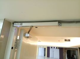 甘肃联动闭门器（图）