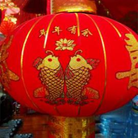 天津灯笼工厂伸出一个低价抓向灯笼市场 扬起灯笼批发