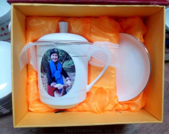陶瓷杯子批发市场_景德镇骨瓷杯子_高档陶瓷杯子定做厂家_万业陶瓷杯子厂家