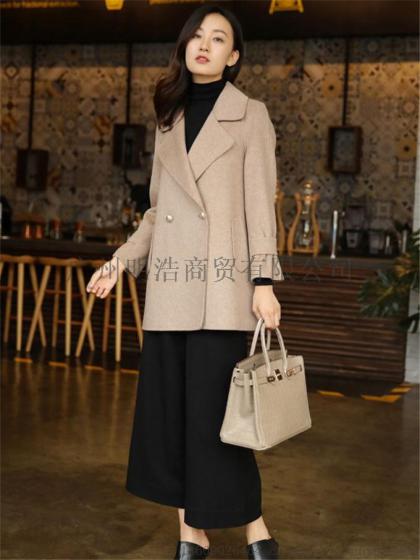 一线专柜高端品牌羽绒服 品牌折扣女装 一手货源