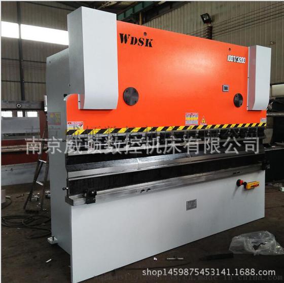 液压数控折弯机 WC67Y-100T3200液压数控折弯机