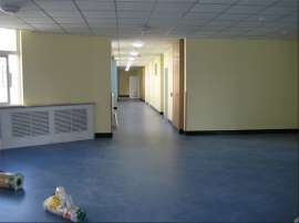 厂家供应学校商用PVC地板