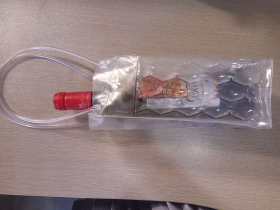 保定PVC红酒袋瑰丽多彩外观优美小巧玲珑