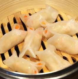 速冻金鱼饺