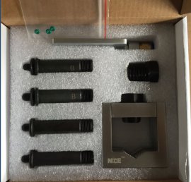 耐驰WD01万能夹具 万能卡具