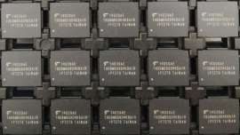 东芝32GB eMMC THGBMBG8D4KBAIR