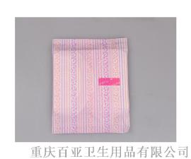 卫生巾厂家，加工定制各种尺寸卫生巾护垫